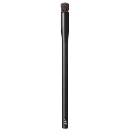 NARS - فرشاة إخفاء العيوب الناعمة غير اللامعة